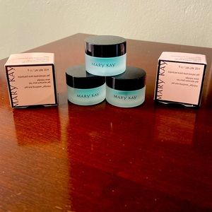 Indulge Soothing eye Gel